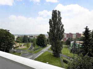 Pronájem bytu 4+1, Chomutov, Zahradní, 77 m2