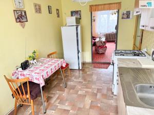 Prodej bytu 2+1, Vejprnice, 1. máje, 55 m2