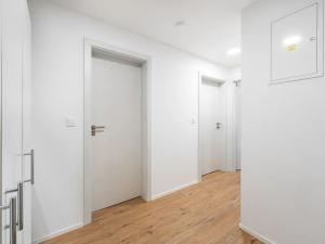 Prodej bytu 2+kk, Hluboká nad Vltavou, Potoční, 60 m2