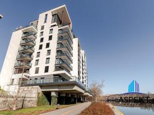 Prodej bytu 4+kk, Praha - Holešovice, Sanderova, 135 m2