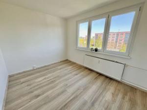 Pronájem bytu 3+1, Česká Lípa, Uranová, 77 m2