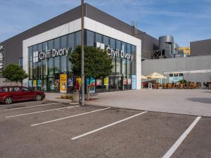 Prodej bytu 1+kk, České Budějovice, M. Horákové, 52 m2