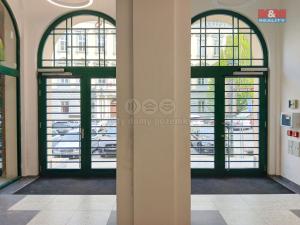 Prodej obchodního prostoru, Opava - Město, Masarykova třída, 80 m2