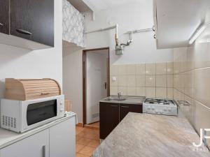Prodej bytu 2+1, Praha - Libeň, Na stráži, 48 m2