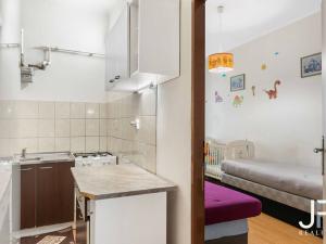 Prodej bytu 2+1, Praha - Libeň, Na stráži, 48 m2