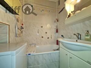 Prodej bytu 2+1, Slavkov u Brna, Komenského náměstí, 51 m2