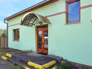 Pronájem skladu, Provodín, 720 m2