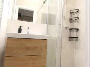 Pronájem bytu 2+kk, Plzeň - Jižní Předměstí, Antonína Uxy, 44 m2