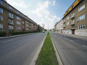Pronájem skladu, Praha - Kobylisy, Čimická, 91 m2