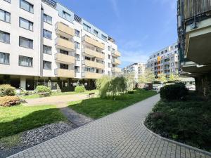 Pronájem bytu 2+kk, Praha - Střížkov, Makedonská, 56 m2