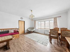 Prodej rodinného domu, Hoštka, Hřbitovní, 280 m2