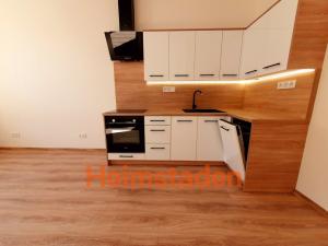 Pronájem bytu 2+kk, Ostrava - Poruba, Porubská, 44 m2