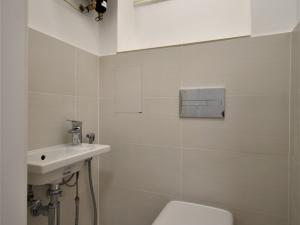 Pronájem bytu 2+kk, Praha - Smíchov, U Nikolajky, 52 m2