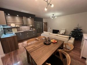 Pronájem bytu 3+kk, Pardubice - Trnová, Jozefa Gabčíka, 85 m2