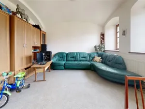 Prodej komerční nemovitosti, Mikulášovice, 1570 m2