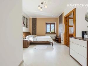 Prodej rodinného domu, Odolena Voda, Květnová, 170 m2