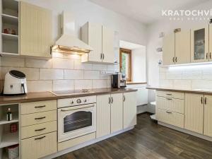 Prodej rodinného domu, Odolena Voda, Květnová, 170 m2