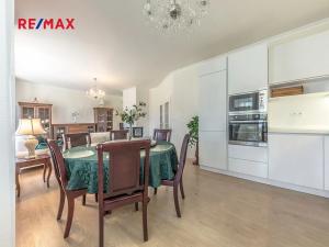 Prodej rodinného domu, Svárov, Ptická, 271 m2
