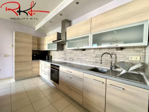 Pronájem bytu 2+kk, Praha - Stodůlky, Petržílkova, 58 m2