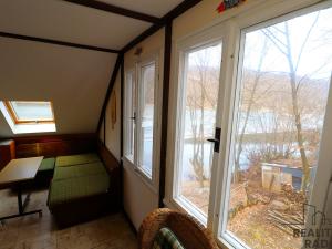 Prodej chalupy, Oslnovice, 100 m2