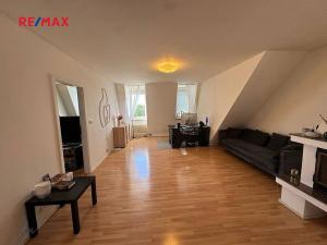 Pronájem bytu 2+kk, Praha - Strašnice, Radošovická, 60 m2