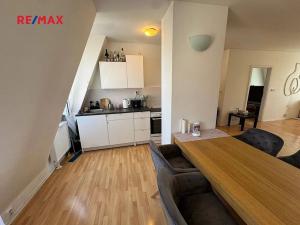 Pronájem bytu 2+kk, Praha - Strašnice, Radošovická, 60 m2