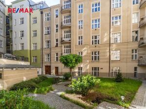Pronájem bytu 2+1, Praha - Josefov, U starého hřbitova, 97 m2