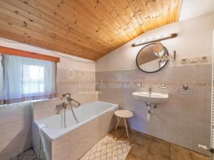 Prodej rodinného domu, Rokytnice nad Jizerou - Horní Rokytnice, 322 m2