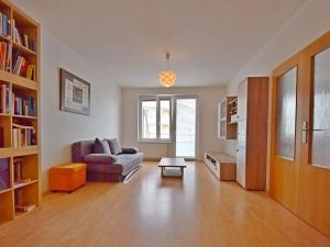 Pronájem bytu 2+1, Praha - Stodůlky, Petržílkova, 82 m2