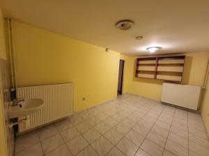 Prodej obchodního prostoru, Havířov - Šumbark, nám. T. G. Masaryka, 230 m2