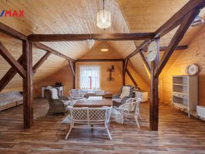 Prodej vícegeneračního domu, Valeč, Široká, 688 m2