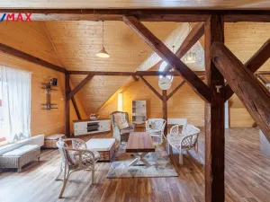 Prodej vícegeneračního domu, Valeč, Široká, 688 m2