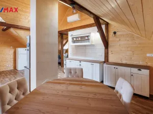 Prodej ubytování, Valeč, Široká, 688 m2