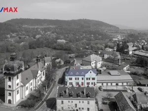 Prodej vícegeneračního domu, Valeč, Široká, 688 m2