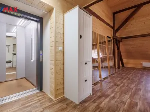 Prodej vícegeneračního domu, Valeč, Široká, 688 m2