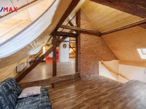 Prodej vícegeneračního domu, Valeč, Široká, 688 m2