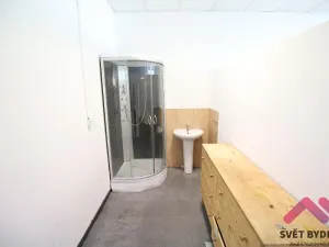 Pronájem obchodního prostoru, Praha - Libeň, Voctářova, 103 m2