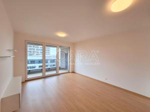 Pronájem bytu 1+kk, Praha - Hloubětín, Poděbradská, 32 m2