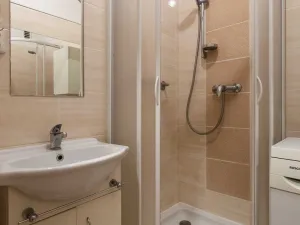 Pronájem bytu 2+1, Praha - Malešice, Počernická, 53 m2