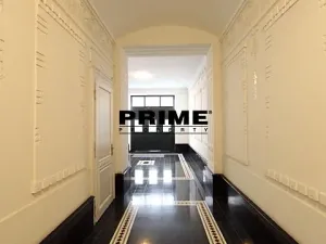 Pronájem bytu 3+1, Praha - Nové Město, Odborů, 80 m2
