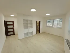 Pronájem bytu 4+kk, Babice, K Vile, 146 m2
