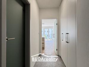 Pronájem bytu 1+kk, Zlín, Kvítková, 33 m2
