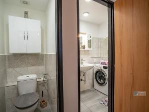 Prodej bytu 3+kk, Praha - Horní Měcholupy, Janovská, 63 m2