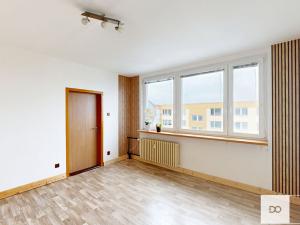 Prodej bytu 2+1, Pardubice, Na Rybníčkách, 40 m2