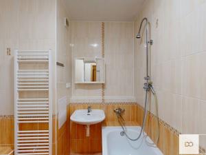 Prodej bytu 2+1, Pardubice, Na Rybníčkách, 40 m2