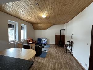 Pronájem bytu 4+kk, Jílové u Prahy - Žampach, 115 m2