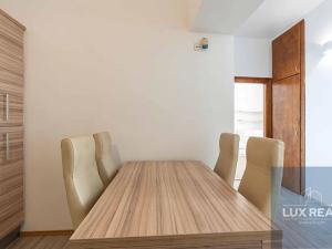 Prodej bytu 3+1, Znojmo, Jarošova, 78 m2
