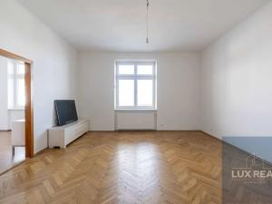 Prodej bytu 3+1, Znojmo, Jarošova, 78 m2