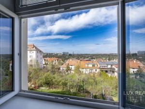 Prodej bytu 3+1, Znojmo, Jarošova, 78 m2