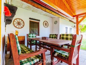 Prodej chalupy, Břežany, 125 m2